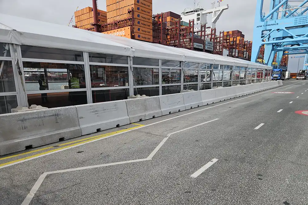 Beton barriers huren rotterdam evenement beveiliging 001 Beton barriers voor evenement